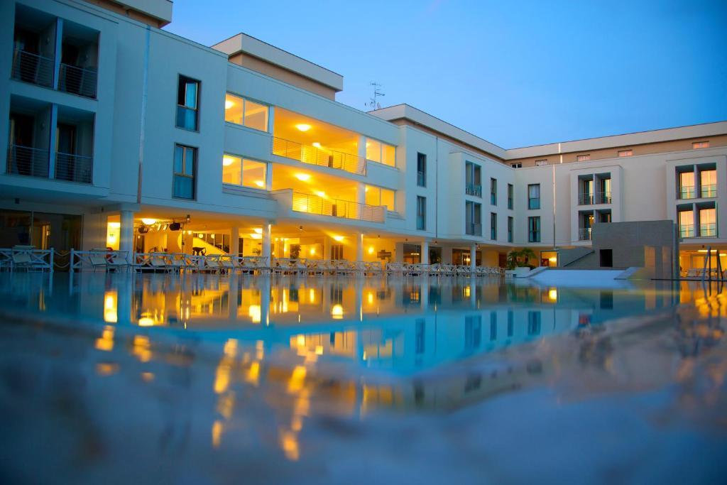 Hotel Terme Marine Leopoldo II Marina di Grosseto Esterno foto