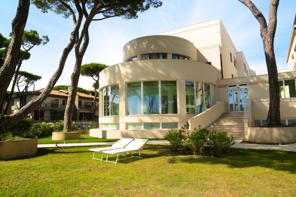 Hotel Terme Marine Leopoldo II Marina di Grosseto Esterno foto