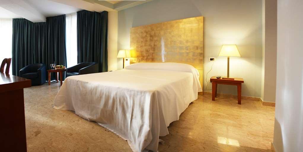 Hotel Terme Marine Leopoldo II Marina di Grosseto Camera foto